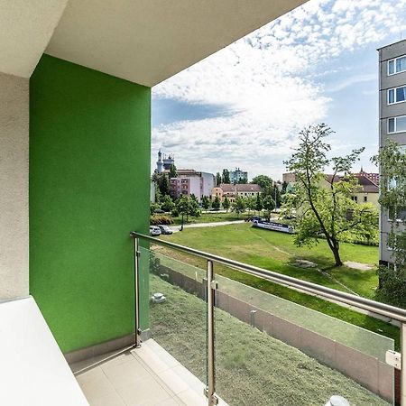 Hotel Krystal Hodonín Dış mekan fotoğraf