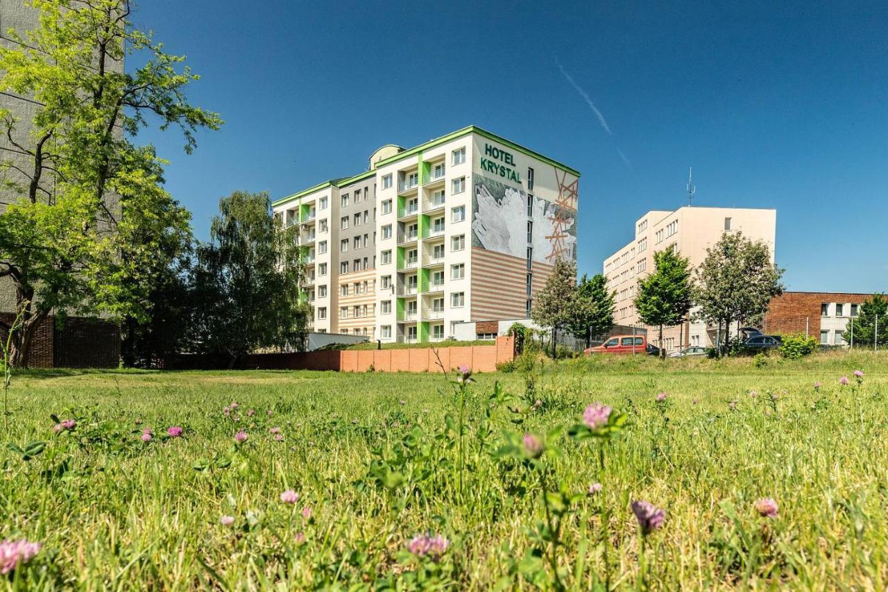 Hotel Krystal Hodonín Dış mekan fotoğraf